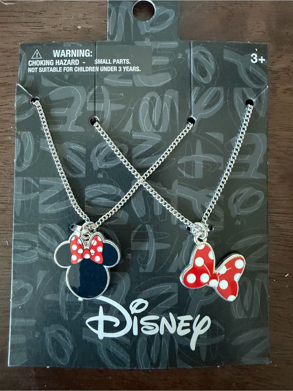 Disney Minnie Mouse Necklace Set